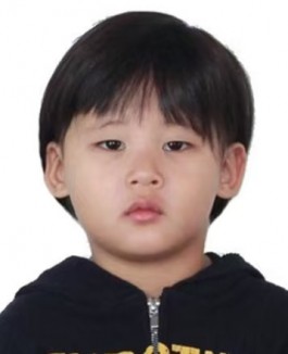 失踪人员：岳晓彤